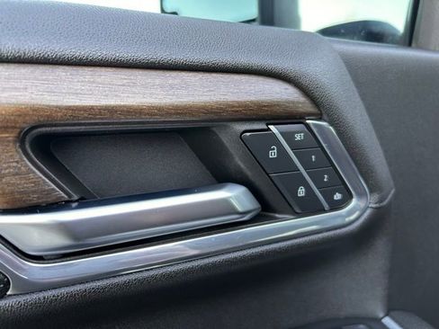 Used 2024 Chevrolet Silverado 3500 High Country w/ High Country Premium Package image 37