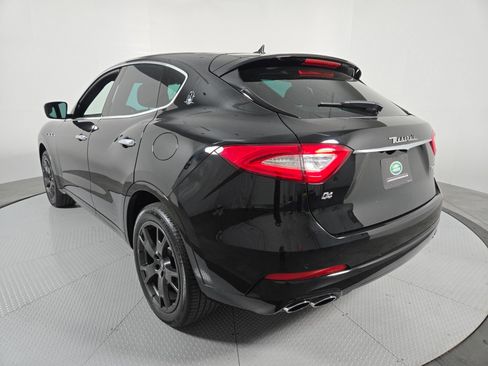 Used 2019 Maserati Levante AWD/4WD image 7