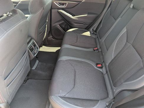 Used 2020 Subaru Forester Premium AWD/4WD image 9