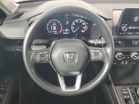 Used 2023 Honda CR-V EX image 15