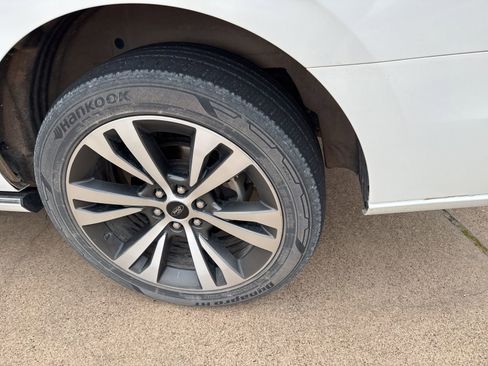 Used 2021 Ford Expedition Max Platinum image 11