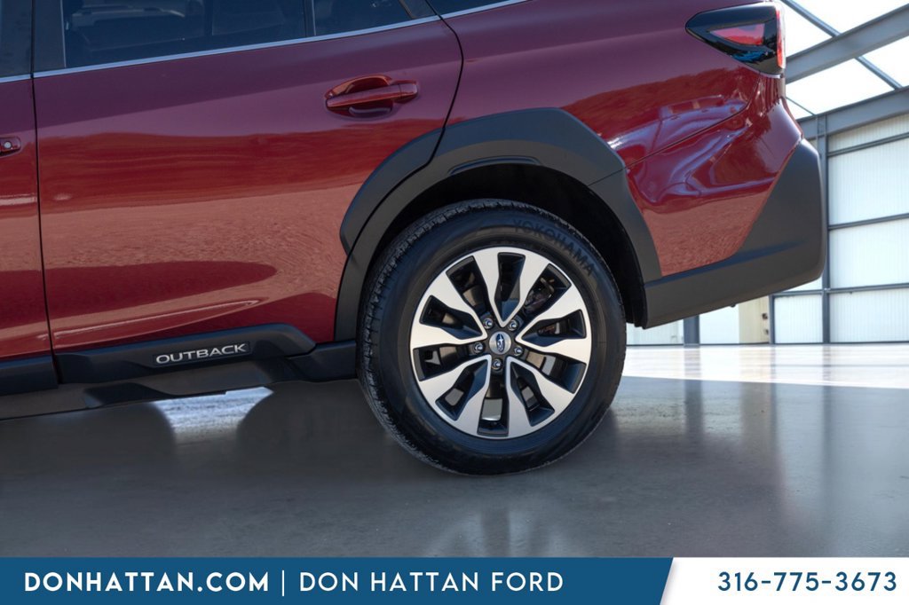 Used 2024 Subaru Outback Limited AWD/4WD image 31