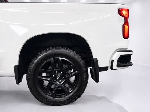 Used 2024 Chevrolet Silverado 1500 RST AWD/4WD image 8