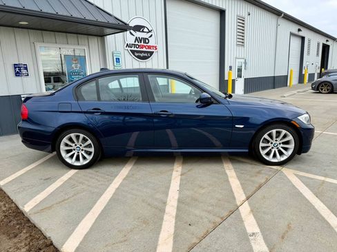 Used 2011 BMW 328i Sedan RWD image 9