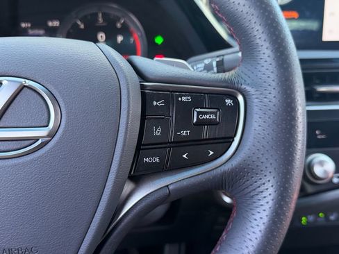 Certified 2024 Lexus ES 350 F Sport w/ Accessory Package (Z2) FWD image 18