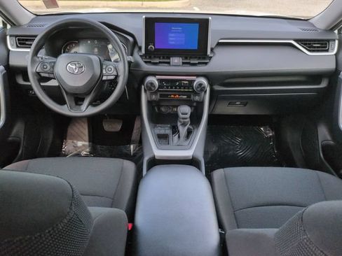 Certified 2025 Toyota RAV4 LE FWD image 15