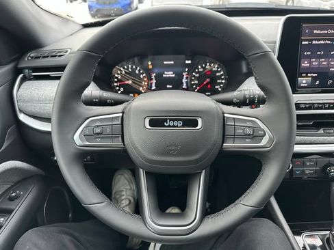 New 2026 Jeep Compass Latitude AWD/4WD image 27