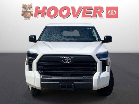 Used 2024 Toyota Tundra SR5 w/ SR5 Convenience Package AWD/4WD image 8