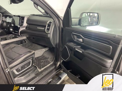 Used 2023 RAM 1500 Laramie AWD/4WD image 17
