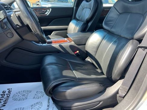 Used 2020 Lincoln Continental Reserve AWD/4WD image 20