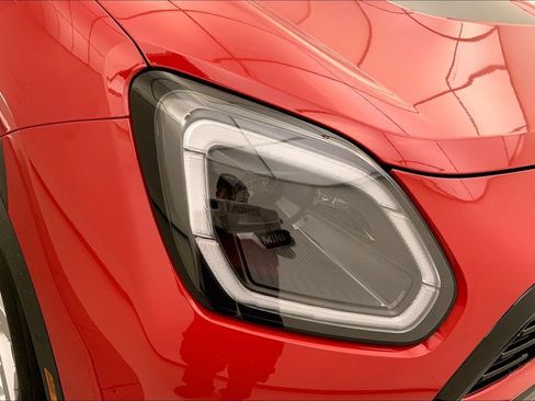 Certified 2025 MINI Cooper Countryman S w/ Comfort Package Max image 27