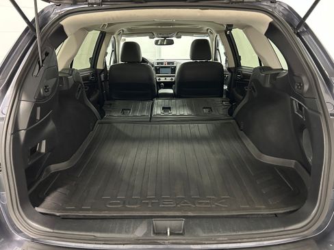 Used 2016 Subaru Outback 3.6R Limited AWD/4WD image 35