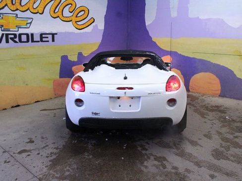 Used 2007 Pontiac Solstice Convertible image 6
