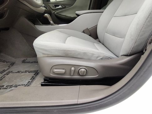 Used 2020 Chevrolet Malibu LT image 10