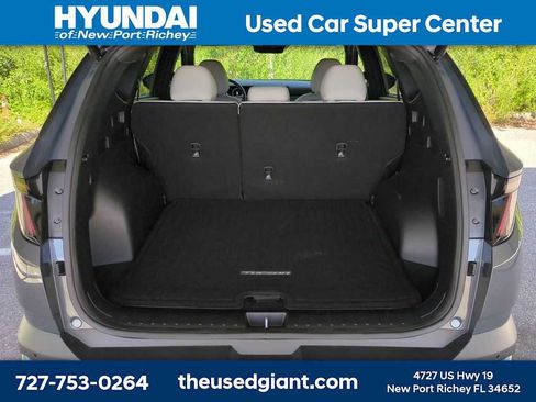Used 2025 Hyundai Tucson Limited AWD/4WD image 12
