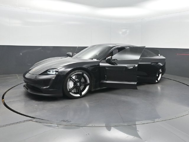 Used 2020 Porsche Taycan 4S AWD/4WD image 37