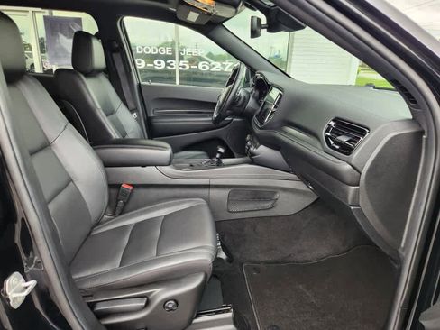 Used 2022 Dodge Durango GT image 9