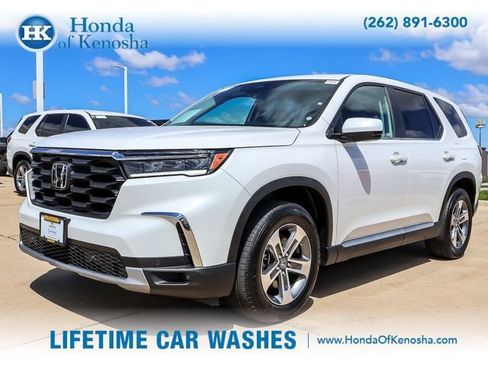 Certified 2025 Honda Pilot EX-L image 1