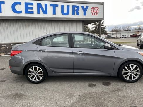 Used 2017 Hyundai Accent Value Edition image 12
