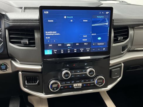 Certified 2024 Ford Expedition XLT AWD/4WD image 19