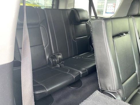 Used 2019 Chevrolet Suburban LT AWD/4WD image 11
