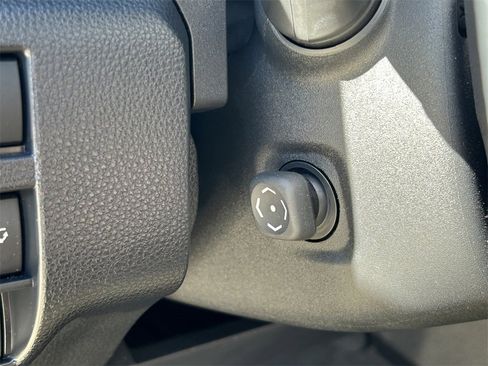 New 2025 Toyota 4Runner Limited image 32