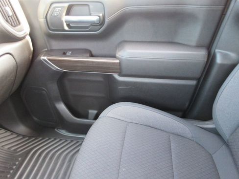 Certified 2019 Chevrolet Silverado 1500 LT w/ All-Star Edition image 35