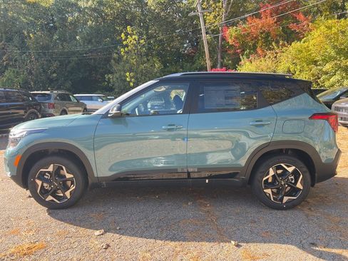 New 2026 Kia Seltos S image 2