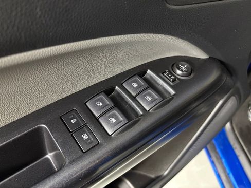 Used 2022 Chevrolet Colorado W/T w/ Custom Special Edition image 17