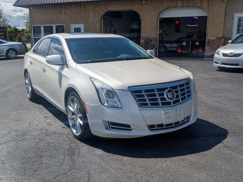 Used 2014 Cadillac XTS Premium AWD/4WD image 3