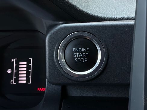 Used 2025 Toyota 4Runner SR5 RWD image 27