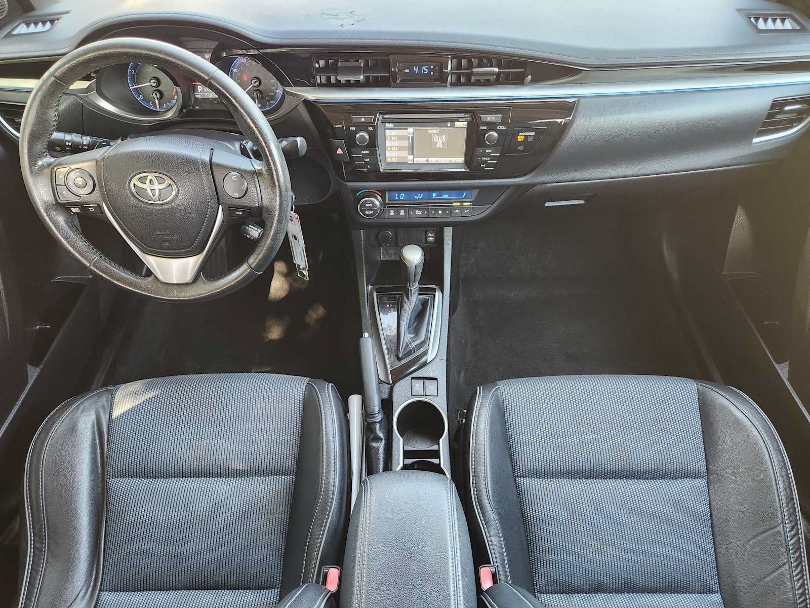 Used 2015 Toyota Corolla S FWD image 24