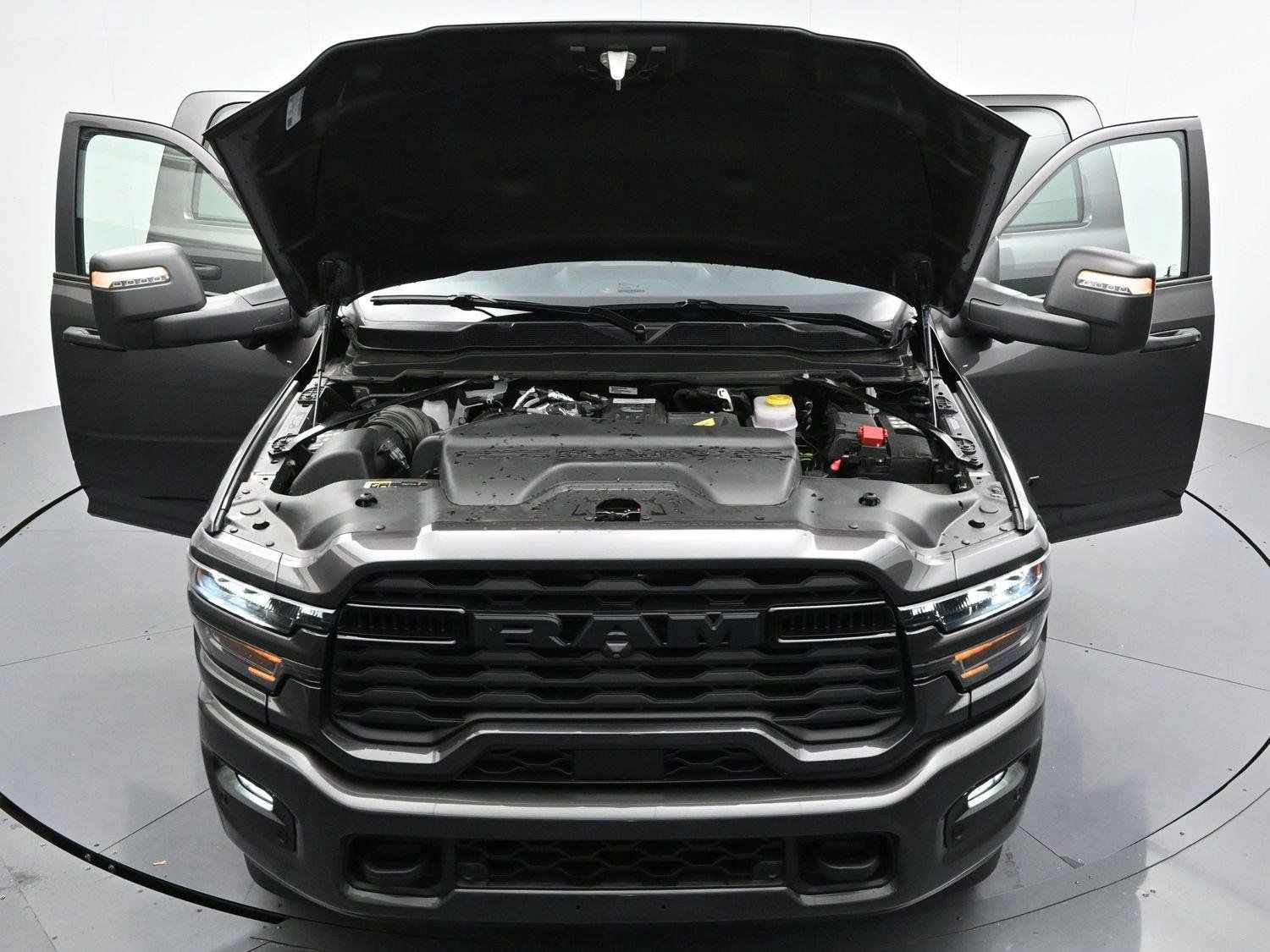 Used 2026 RAM 3500 Big Horn AWD/4WD image 40