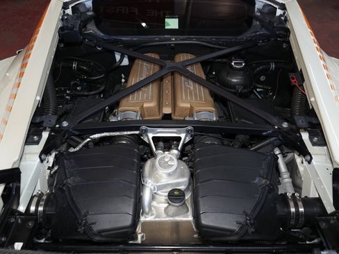 Used 2022 Lamborghini Huracan STO image 33