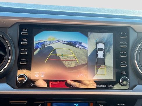 Used 2022 Toyota Tacoma Limited image 14