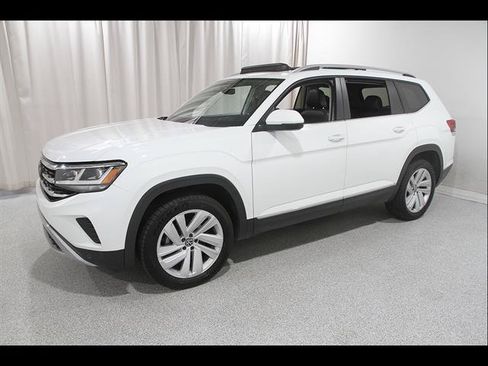 Used 2021 Volkswagen Atlas SEL AWD/4WD image 3