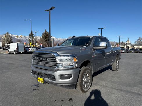 Used 2024 RAM 2500 Laramie image 4