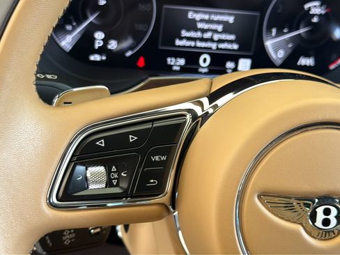 Certified 2023 Bentley Bentayga AWD/4WD image 28
