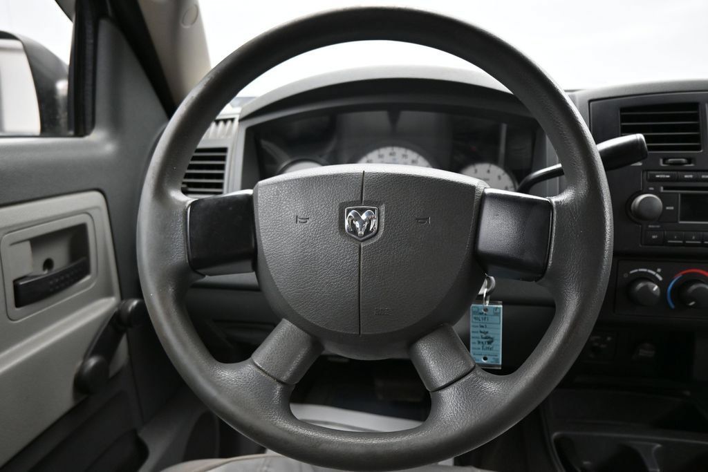 Used 2005 Dodge Dakota ST RWD image 15