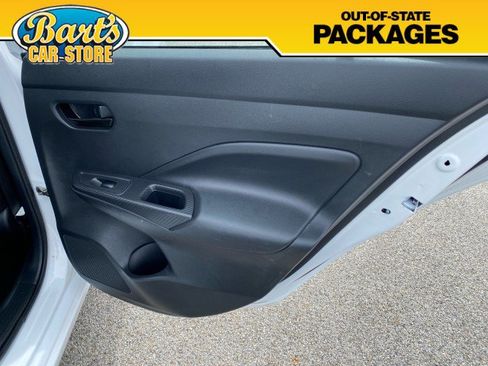 Used 2021 Nissan Versa S image 8