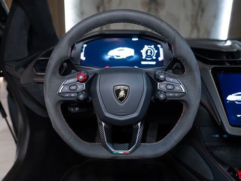 Used 2024 Lamborghini Revuelto AWD/4WD image 40