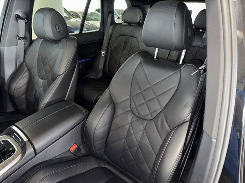 Used 2024 BMW X5 sDrive40i w/ Premium Package image 33