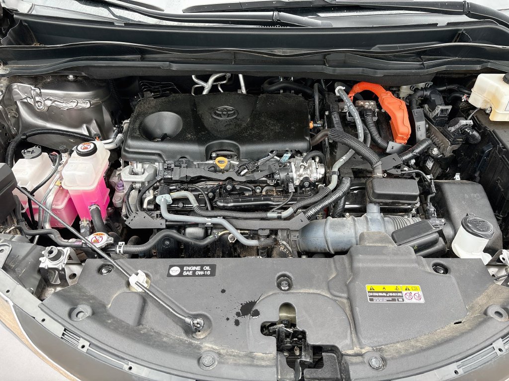 Used 2023 Toyota Sienna XLE w/ XLE Plus Package AWD/4WD image 32