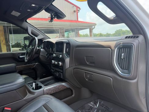 Used 2023 GMC Sierra 2500 Denali w/ Technology Package AWD/4WD image 26