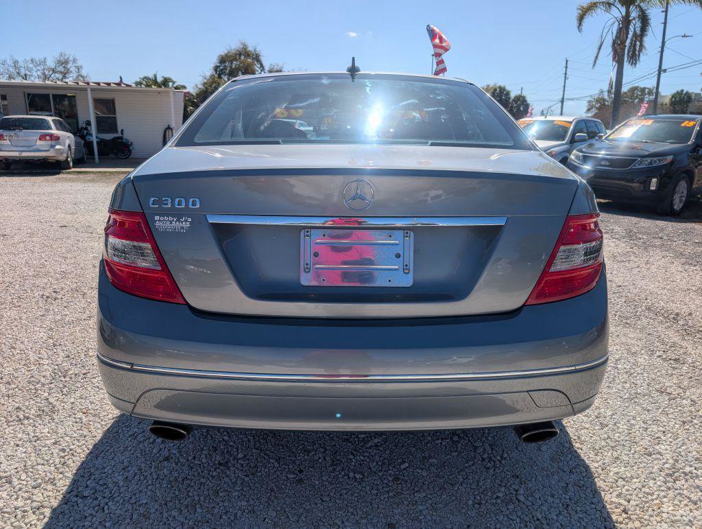 Used 2008 Mercedes-Benz C 300 Sedan image 6