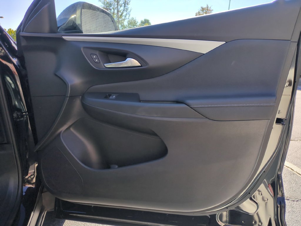 Used 2026 Buick Envista Preferred FWD image 32