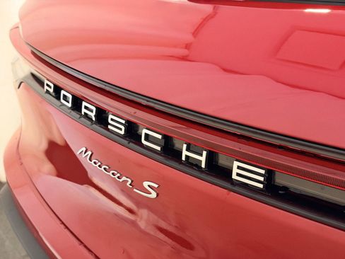New 2026 Porsche Macan S image 25