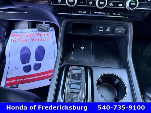 Used 2023 Honda Pilot TrailSport image 21