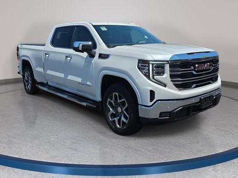 Used 2024 GMC Sierra 1500 SLT w/ SLT Premium Plus Package AWD/4WD image 3