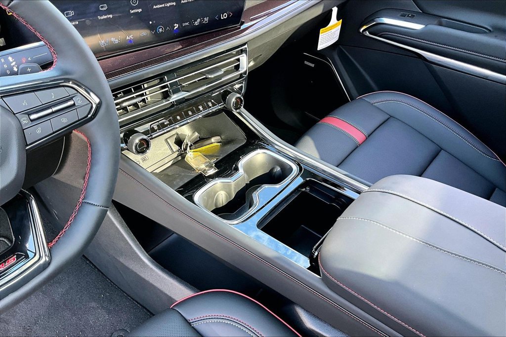 New 2027 Chevrolet Traverse RS FWD image 8